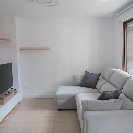 Апартаменты Family For 4 With Wifi In