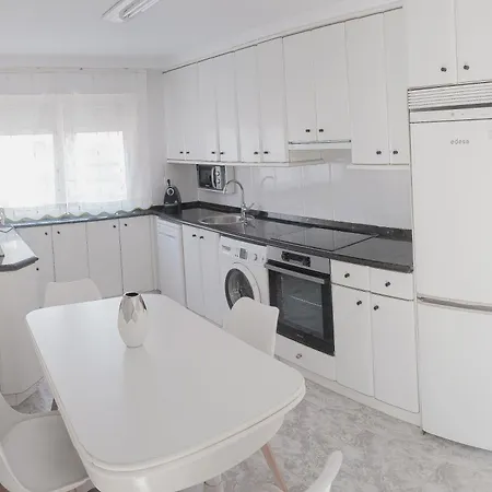 Апартаменты Family For 4 With Wifi In